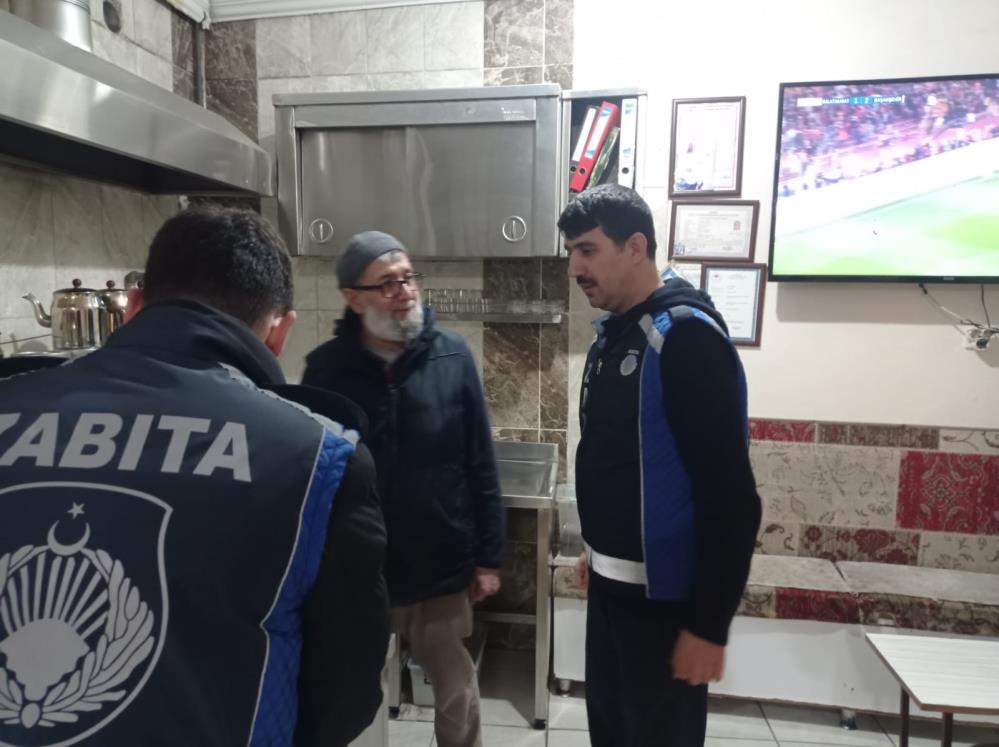 Çorum’da zabıta ekipleri çay ocaklarını denetledi