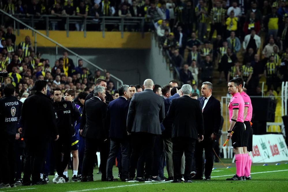 Fenerbahçeli yöneticilerden Atilla Karaoğlan’a tepki