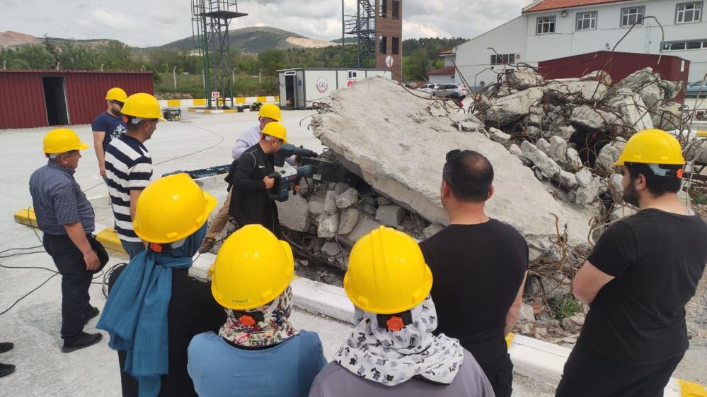 Çorum Belediyesi arama-kurtarma destek ekibi kuruyor