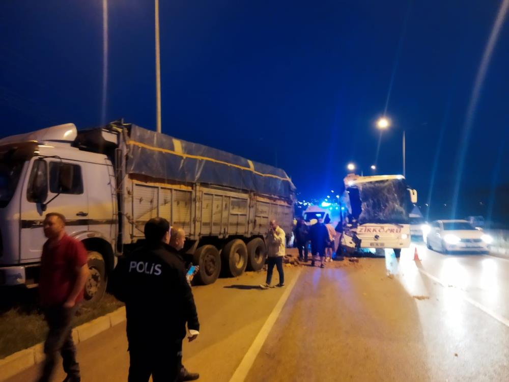 Çorum’da Feci Kaza..