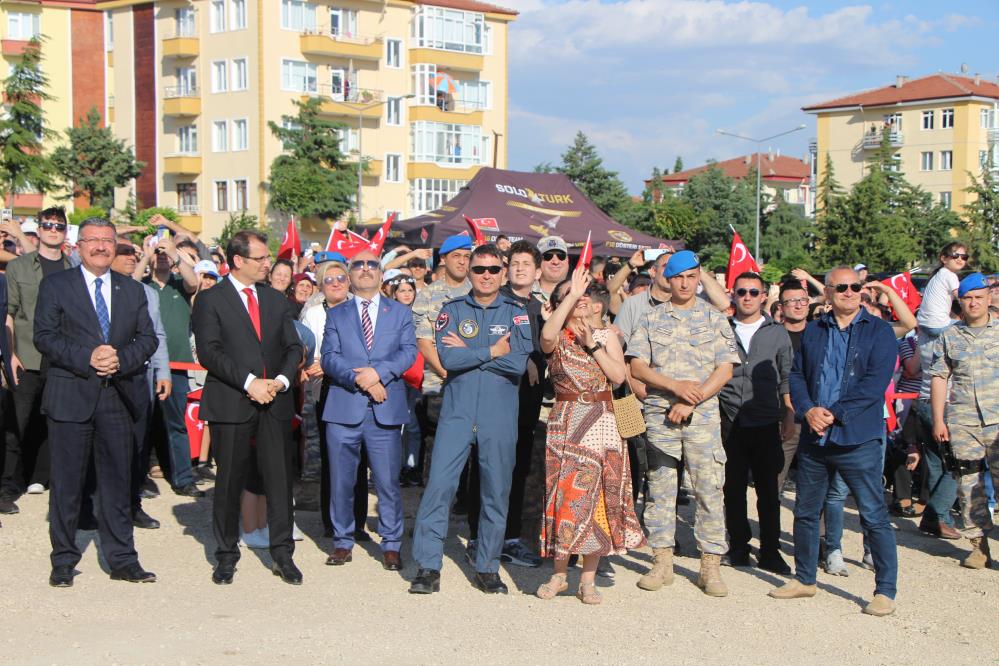 SOLOTÜRK’ten Merzifon’da nefes kesen gösteri