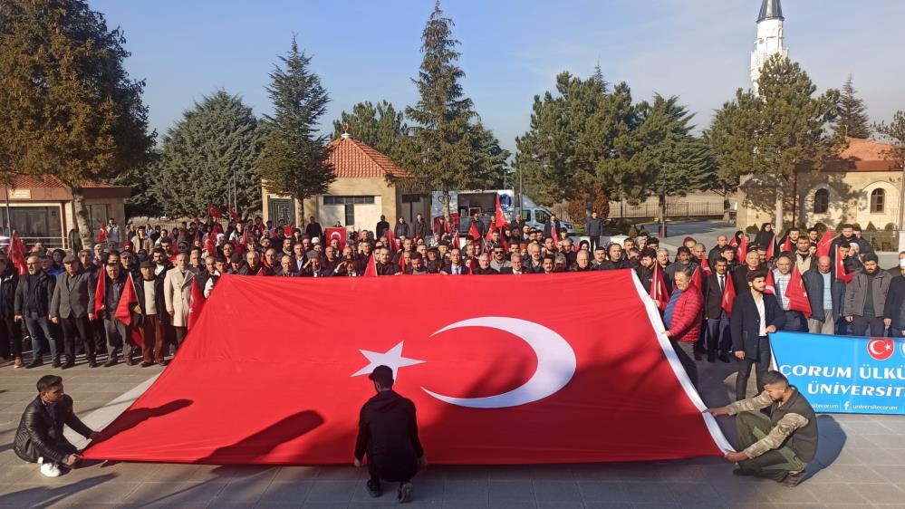 Çorum’da “şehitlere saygı” yürüyüşü düzenlendi