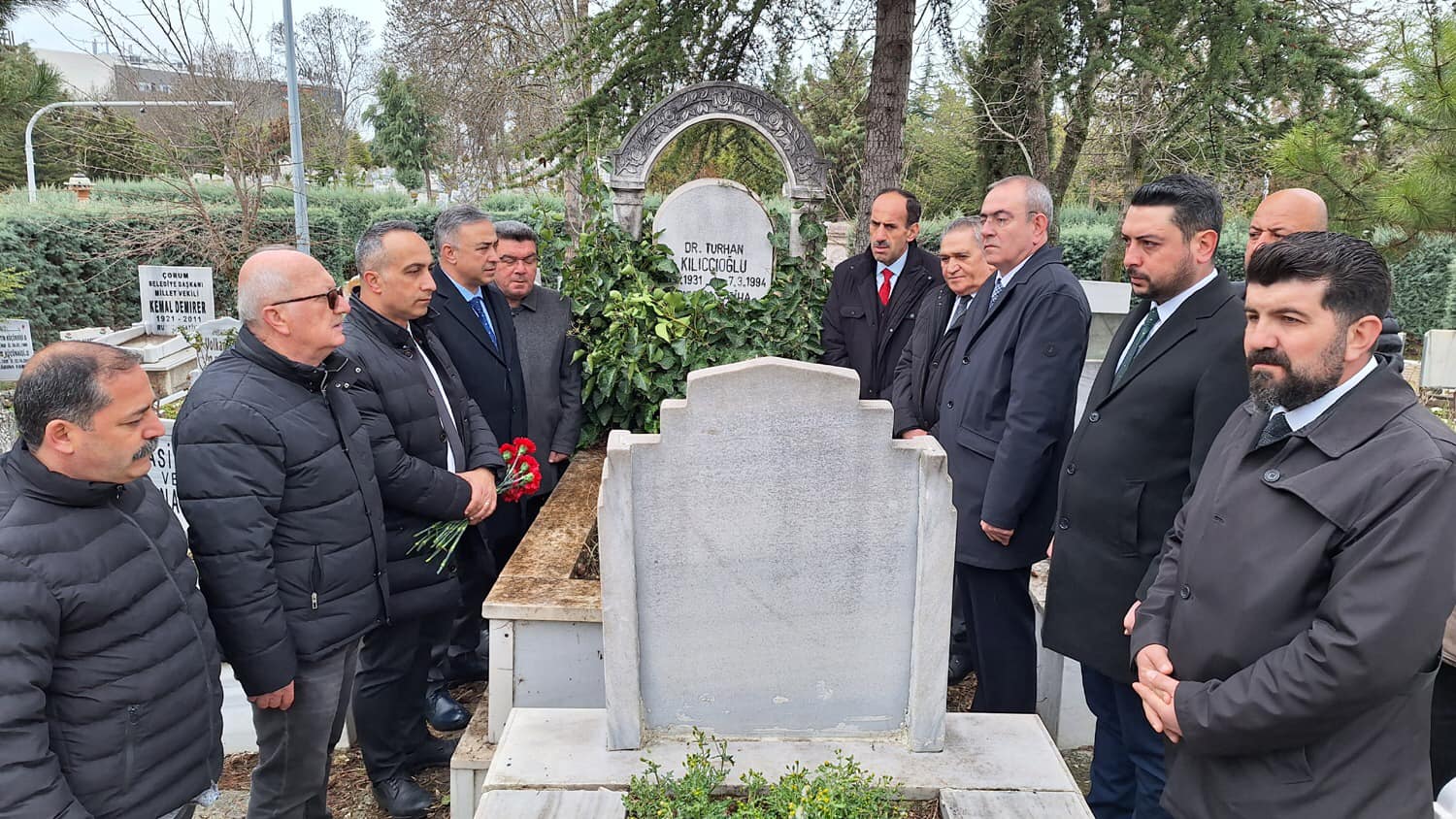 Efsane Başkan kabri başında anıldı