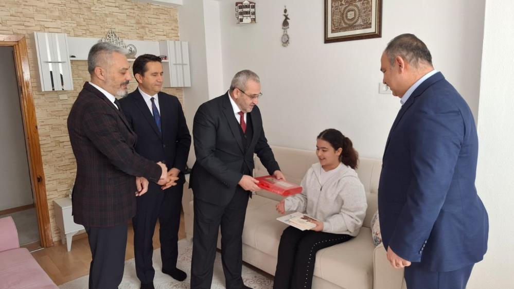 Çorum’da karne sevinci